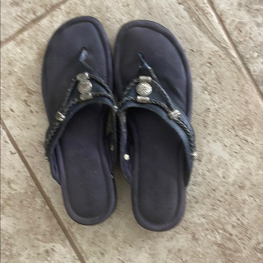 Minnetonka navy blue sandals